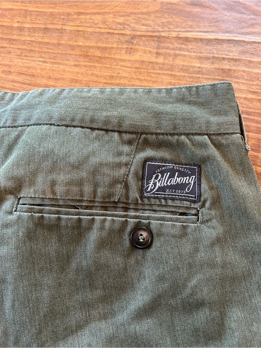 RVCA Men's Olive, Black, Tan & Gray Flat-Front Shorts Set - Picture 8 of 12